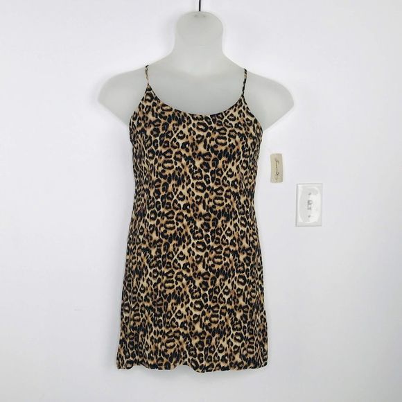 Forever 21 Leopard Print Tie Back out Dress NWT - Picture 1 of 6
